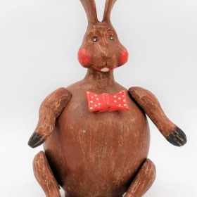 dekoras-namų-interjeras-medinės-dekoracijos-medinis-zuikis-1