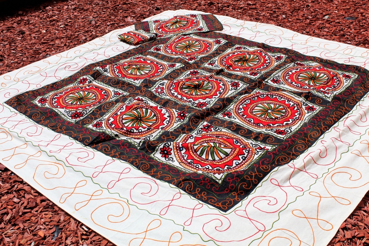 užtiesalas-lovai-komplektas-pagalvėlės-3