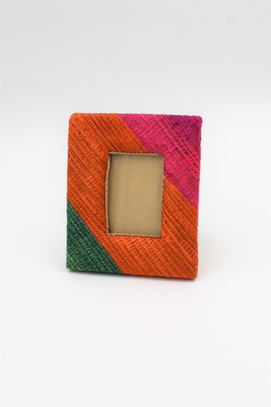 šiaudinis-rėmelis-1