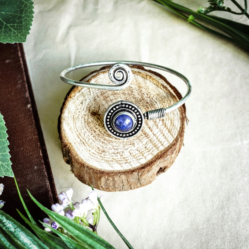 papuošalai-apyrankės-apyrankė-sidabrinė-metalinė-su-lazuritu-5