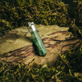 kristalai-pakabukai-is-kristalu-pakabukas-is-avantiurino