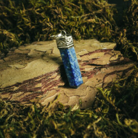 indiski-papuosalai-pakabukai-is-kristalu-lazurito-pakabukas