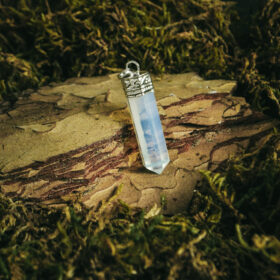 kristalai-pakabukai-is-kristalu-opalito-pakabukas