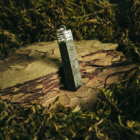 kristalai-pakabukai-is-kristalu-pakabukas-is-pirito