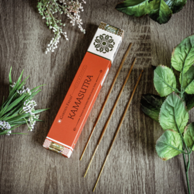 indiski-kvapai-smilkalai-garden-fresh-kamasutra-smilkalai