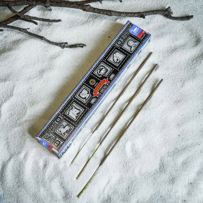 kvapai-is-indijos-smilkalai-super-hit-smilkalai