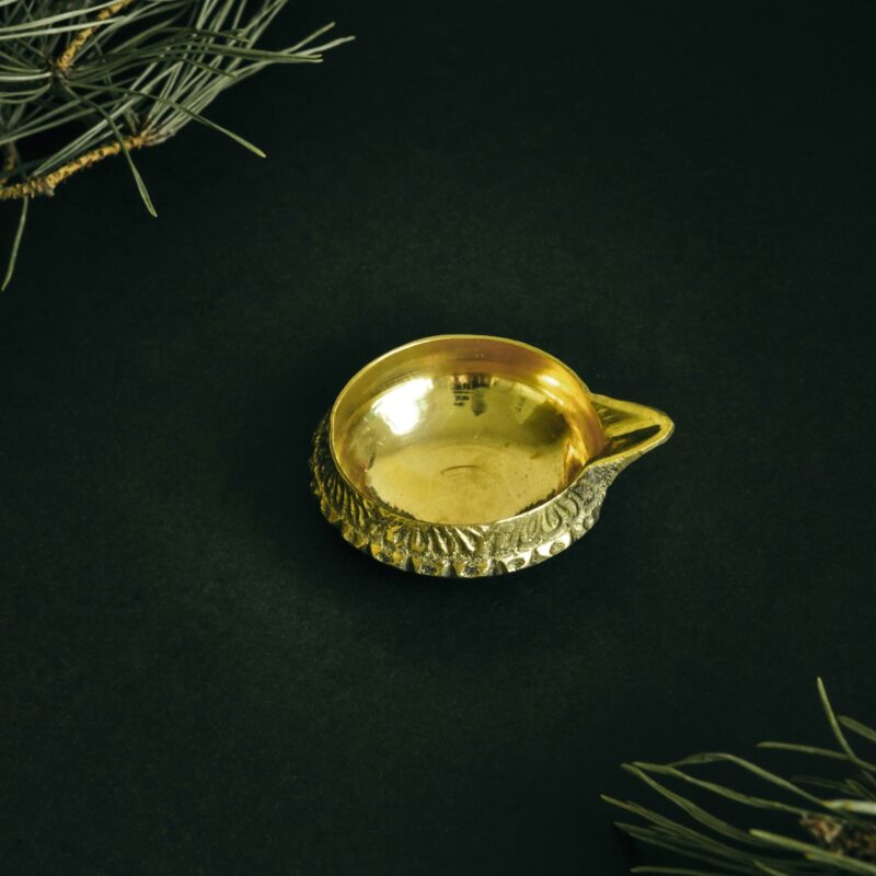 namu-dekoras-žalvariniai-indai-mazas-zalvarinis-dubenelis