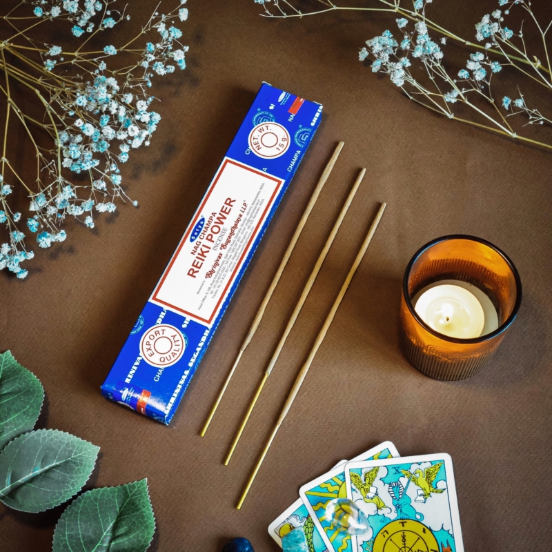 indiski-kvapai-smilkalai-nag-champa-reiki-power-smilkalai