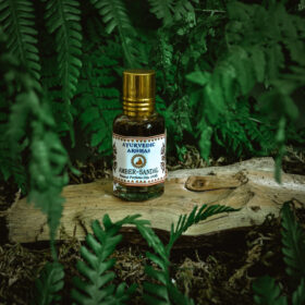 indiski-kvapai-naturalus-aliejiniai-kvepalai-aliejiniai-kvepalai-amber-sandal-10ml