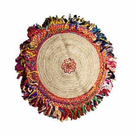 namu-dekoras-kilimas-is-vintaziniu-sariu-ir-jurzoles-1