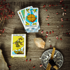 aksesuarai-is-indijos-taro-kortos-the-rider-taro-kortos