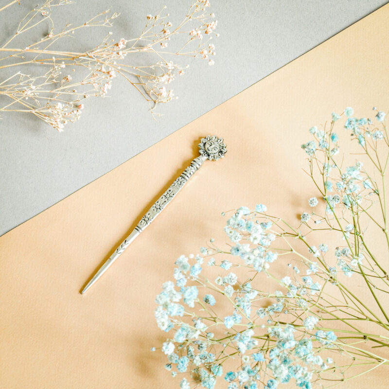 aksesuarai-is-indijos-zalvarines-smeiges-plaukams-zalvarine-smeige-3