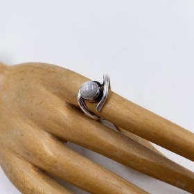 indiski-papuosalai-zalvariniai-ziedai-zalvarinis-ziedas-su-seleito-akmenuku