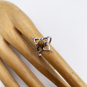 indiski-papuosalai-zalvariniai-ziedai-zalvarinis-ziedas-su-tigro-akies-akmenuku-4