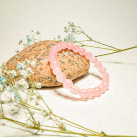 papuosalai-is-kristalu-apyrankes-is-kristalu-apyranke-is-rozinio-kvarco-deimantinio-apdirbimo