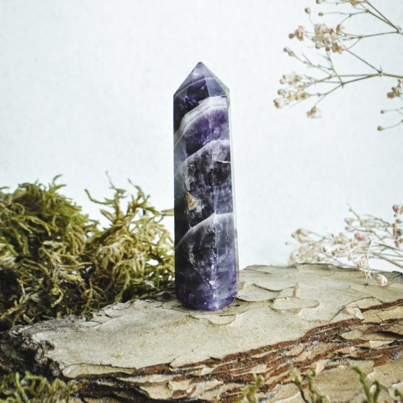 kristalai-dekoratyviniai-kristalai-ametistas