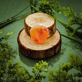 kristalai-papuosalai-is-kristalu-pakabukai-is-kristalu-pakabukas-sirdele-is-karneolio