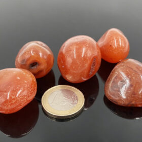 kristalai-kiseniniai-kristalai-karneolis