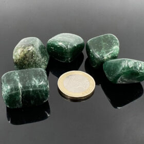 kristalai-kiseniniai-kristalai-avantiurinas