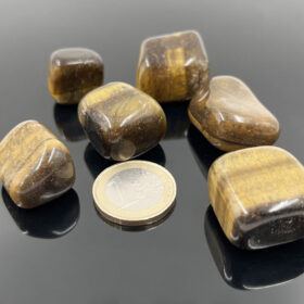 kristalai-kiseniniai-kristalai-tigro-akis