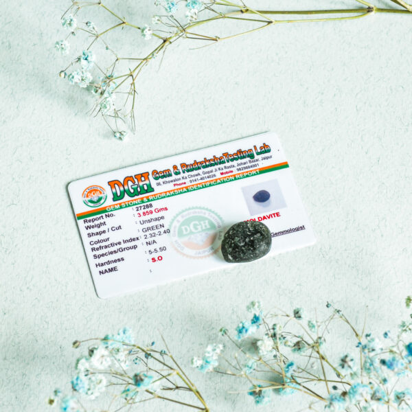 kristalai-neapdirbti-kristalai-moldevitas-su-sertifikatu-23