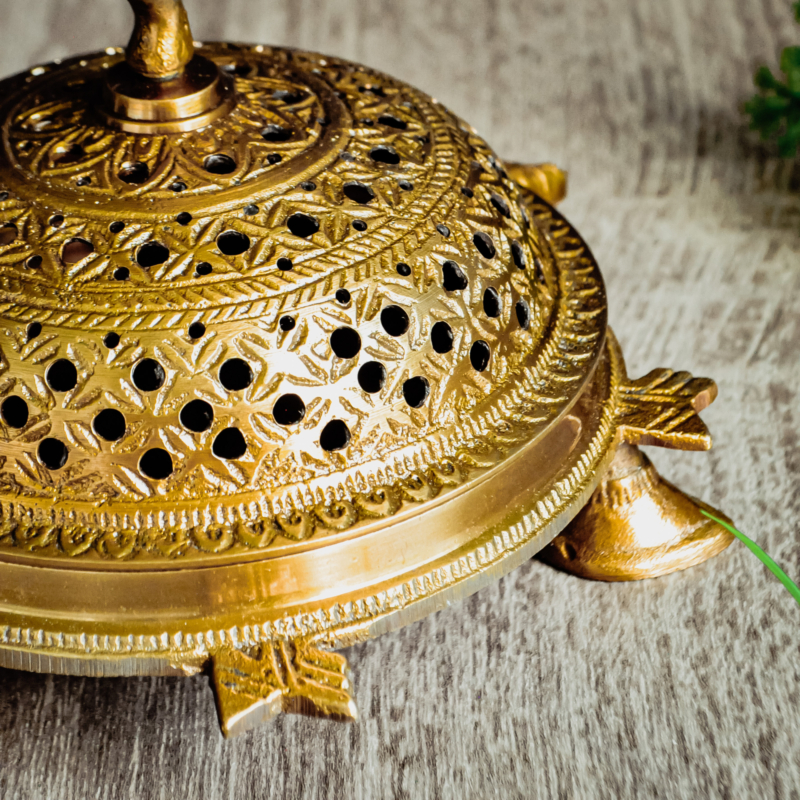 namu-dekoras-zalvariniai-indai-zalvarine-dezute-vezlys