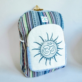 kanapiu-pluosto-gaminiai-kuprine-is-kanapiu-pluosto-om