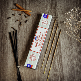 kvapai-is-indijos-smilkalai-nag-champa-sweet-vanilla-smilkalai