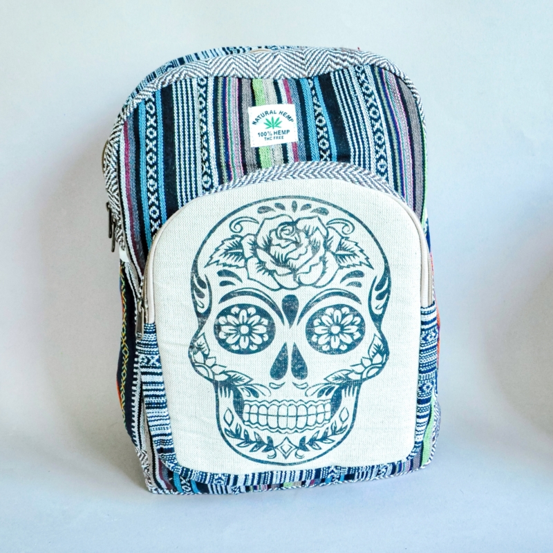 kanapiu-pluosto-gaminiai-kuprine-is-kanapiu-pluosto-kaukole