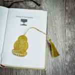 namu-dekoras-zalvariniai-indai-zalvarinis-skirtukas-knygoms-buda