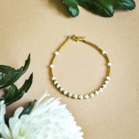 indiski-papuosalai-apykojes-apykoje-is-karoliuku-balta