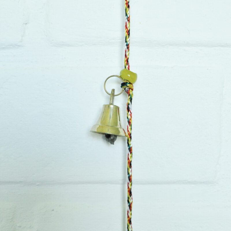 namu-dekoras-varpeliai-virve-su-varpeliais-1