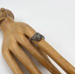 indiski-papuosalai-papuosalai-is-zalvario-zalvariniai-ziedai-zalvarinis-ziedas-su-kristalu-labradoritas