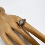 indiski-papuosalai-papuosalai-is-zalvario-zalvariniai-ziedai-zalvarinis-ziedas-su-kristalu-menulio-akmuo