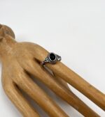 indiski-papuosalai-papuosalai-is-zalvario-zalvariniai-ziedai-zalvarinis-ziedas-su-kristalu-oniksas