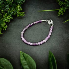 kristalai-papuosalai-is-kristalu-apyrankes-is-kristalu-apyranke-is-ametisto-