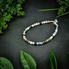 kristalai-papuosalai-is-kristalu-apyrankes-is-kristalu-apyranke-is-ivairiu-kristalu