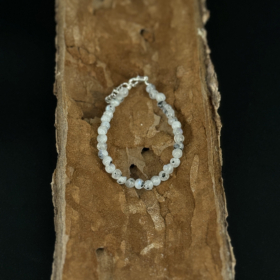 kristalai-papuosalai-is-kristalu-apyrankes-is-kristalu-apyranke-is-menulio-akmens-2024