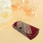 aksesuarai-is-indijos-odinis-deklas-akiniams-2