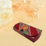 aksesuarai-is-indijos-odinis-deklas-akiniams-4