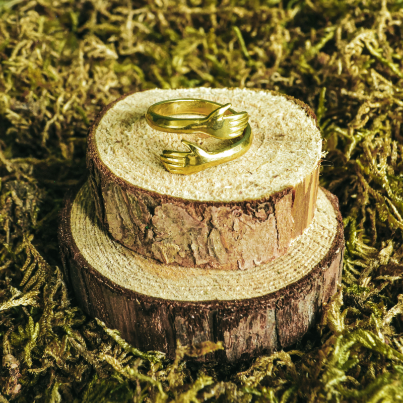 indiski-papuosalai-papuosalai-is-zalvario-zalvariniai-ziedai-zalvarinis-ziedas-su-rankomis-1-auksine