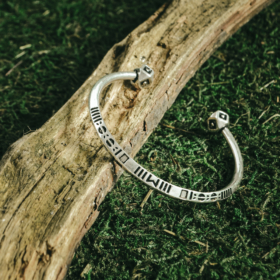 indiski-papuosalai-papuosalai-is-zalvario-zalvarines-apyrankes-zalvarine-apyranke-