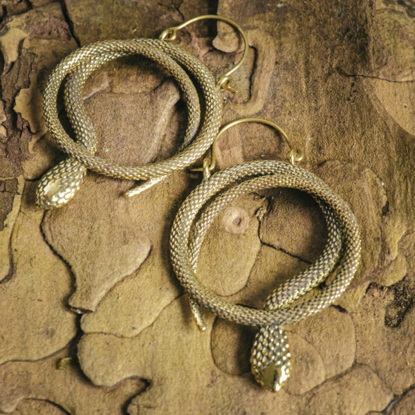 indiski-papuosalai-papuosalai-is-zalvario-zalvariniai-auskarai-zalvariniai-auskarai-su-gyvate-2