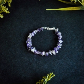 kristalai-papuosalai-is-kristalu-apyrankes-is-kristalu-apyranke-is-ametisto-cipsu