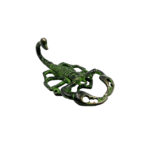 namu-dekoras-zalvarines-kabyklos-zalvarine-kabykla-skorpionas-2