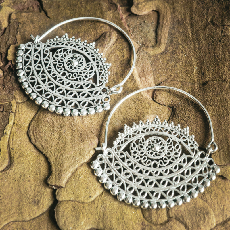 indiski-papuosalai-papuosalai-is-zalvario-zalvariniai-auskarai-zalvariniai-auskarai-1