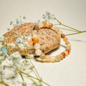 papuosalai-is-kristalu-apyrankes-is-kristalu-apyranke-is-menulio-akmens