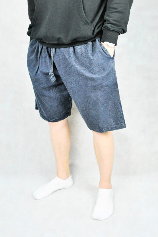 apranga-kelnes-sortai-melyni