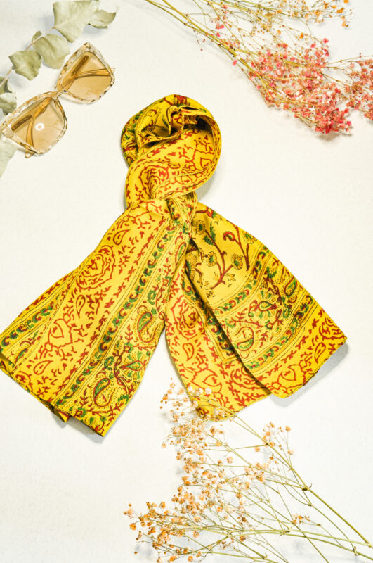 aksesuarai-is-indijos-salikai-silkiniai-salikai-salikas-is-silko-su-floristiniu-rastu-4