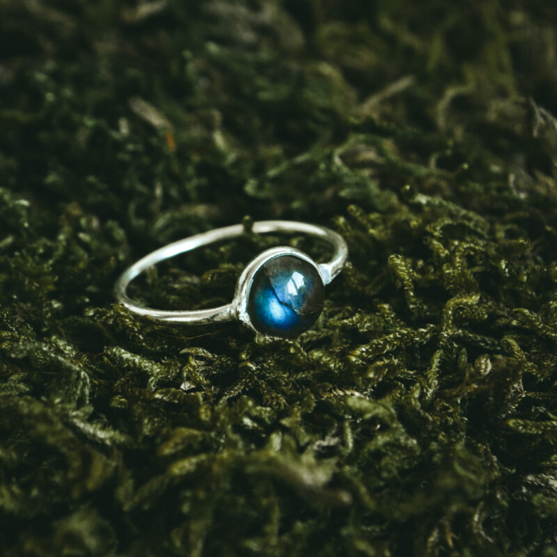 indiski-papuosalai-zalvariniai-papuosalai-zalvariniai-ziedai-zalvarinis-ziedas-su-kristalu-37-labradoritas